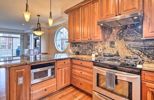 Downtown Anchorage House | Sleek Escape w/Balcony < 1 Mi to 5th Avenue!