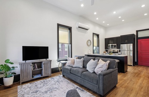 Millersburg Apartment | Sleek Millersburg Apartment in Downtown!