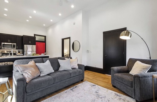 Millersburg Apartment | Sleek Millersburg Apartment in Downtown!