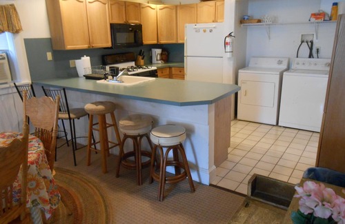 North End House | Sleep 60+ Guests near the Beach in OCNJ! 23 Bedrooms/16 Full bathrooms/Free Prk