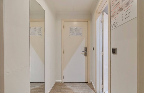 St. Genesius-Rode Apartment | Sleep & Go Brussels South - Budget Studio Twin