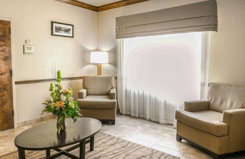 Gonzales Hotel | Sleep Inn & Suites Gonzales near Palmetto State Park