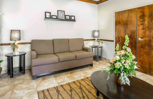 Gonzales Hotel | Sleep Inn & Suites Gonzales near Palmetto State Park