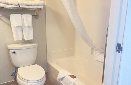 Proctor Hotel | Sleep Inn & Suites near Spirit Mountain