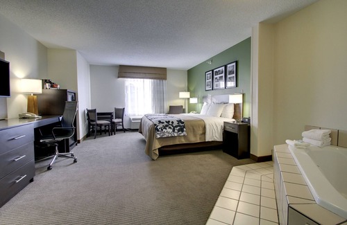Smithfield Hotel | Sleep Inn & Suites Smithfield near I-95