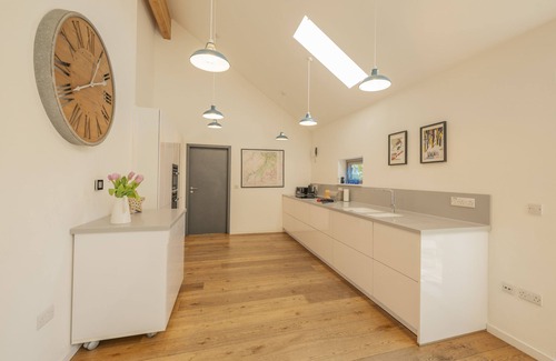 Kincraig Apartment | Sleeps 10 in 1 superking, 1 king and 3 full size bunk beds (6 single beds)