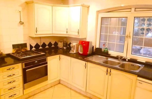 Caesarea Villa | Sleeps 12 Family Villa By The Sea W Jacuzzi & Pool