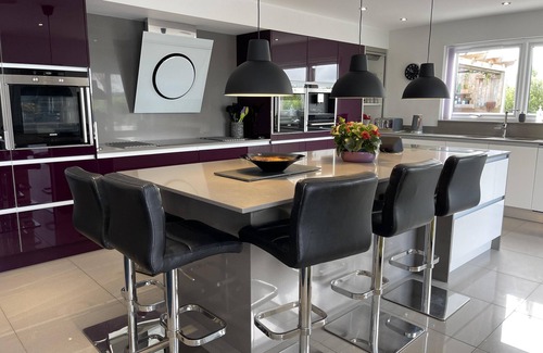 Tavistock House | Sleeps 14,Tavistock Luxury 5-Bed House