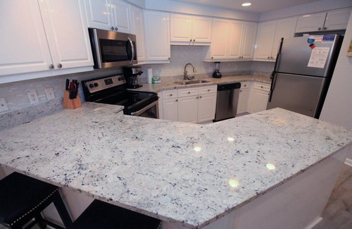 Gulf Pines Condo | Sleeps 8! Beachfront 2 bedroom at Westwinds Private beach 4784