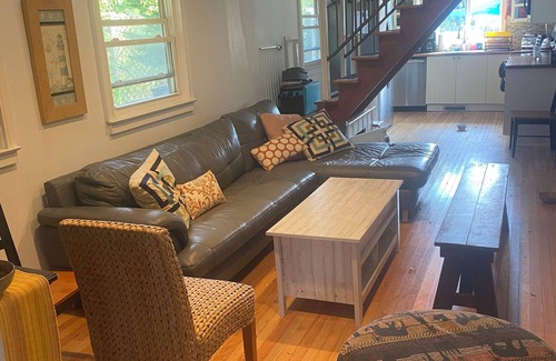 Fair Harbor House | Sleeps10!Walk 3min to beach &town. Renovated.FAIR HARBOR, FIRE ISLAND.hop towns
