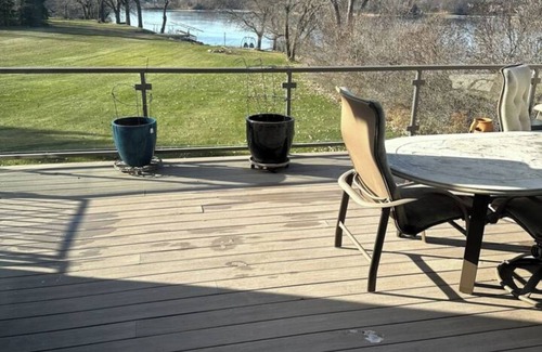 Shakopee House | Slice of Life