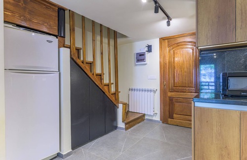 Kfardebian Apartment | Slopes 2-BR Apartment In Kfardebian Near Slopes