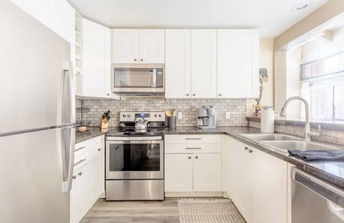 Mammoth Lakes Condo | Slopeside mountain retreat at Canyon Lodge
