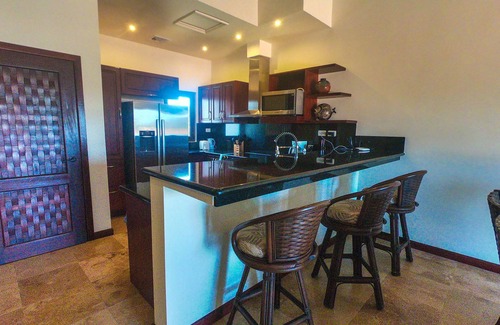 Pristine Bay House | "SLOW M’OCEAN VIEWS" Golf Course & Resort