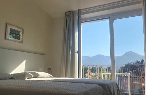 Lido di Camaiore Bed & Breakfast | Slowersilia Bed and Breakfast