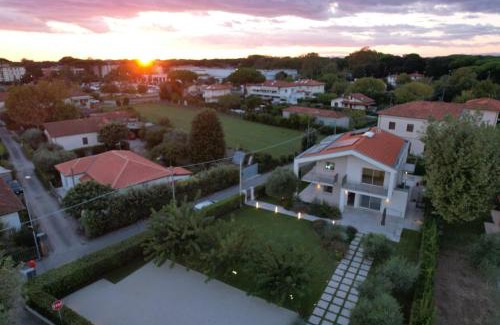 Lido di Camaiore Bed & Breakfast | Slowersilia Bed and Breakfast