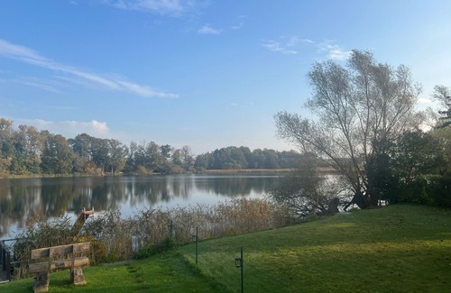 Jesendorf House | Small bungalow with its own jetty in an angler's paradise