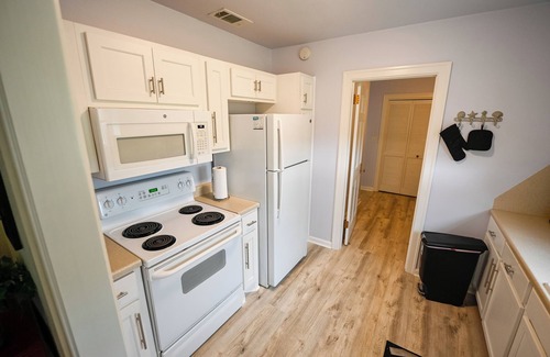 Buchanan Dam House | Small but cozy apartment style lakefront home on Buchanan Dam with great views!