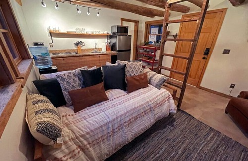 Bellepoint Other | Small cabin on private 400 acre mountaintop farm!