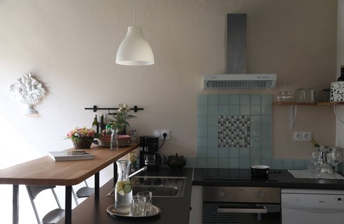 Montbellet Cottage | Small cottage for 2 persons with swimming pool in the old stable of our Castle