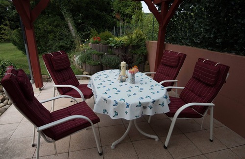 Blasbach Cottage | Small country house with terrace and garden on the edge of the forest