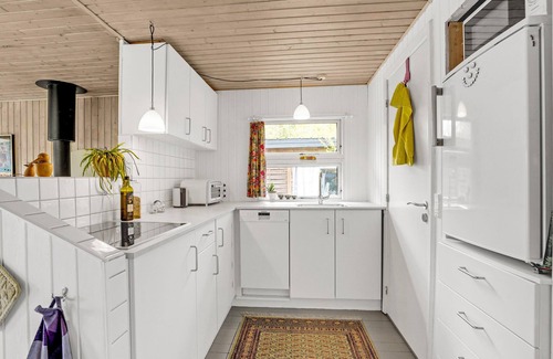 Nibe House | Small, cozy and well-equipped cottage on a large natural plot.