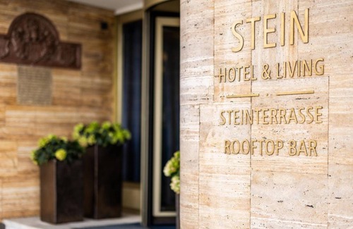 City Centre Salzburg House | Small double room with old town view - Hotel Stein
