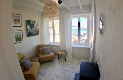 Barfleur House | Small fisherman's house, superb sea view