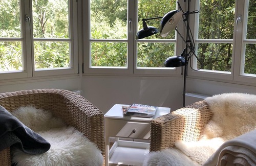 Bad Wilhelmshoehe House | Small forest villa 111