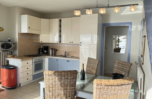 Plougonvelin House | Small house for 2 persons with panoramic sea views in Plougonvelin