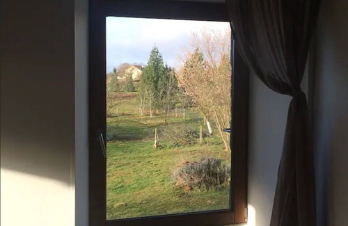 Les Ancizes-Comps Apartment | Small House