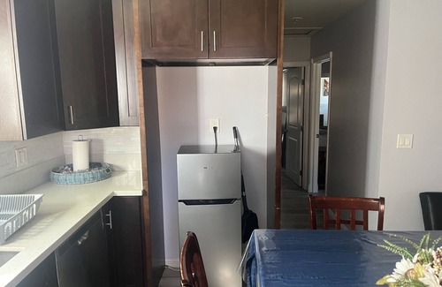 Van Nuys House | SMALL HOUSE WITH A BIG HEART