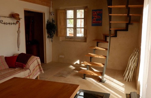 Vaugines House | Small recently renovated house with lots of charme in Luberon, Provence.