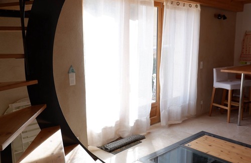 Vaugines House | Small recently renovated house with lots of charme in Luberon, Provence.