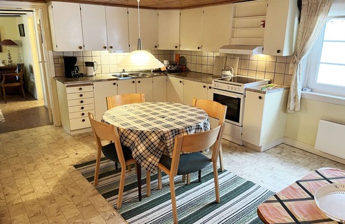 Virserum Ski Chalet | Small red cottage located close to forest outside Virserum | SE05062