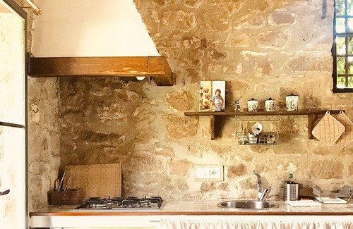 Pontassieve Cottage | Small stone cottage in the woods, artists retreat, with pool