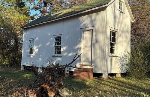 Keysville House | Small Town Charm - King Street - Hampden-Sydney College and Longwood University