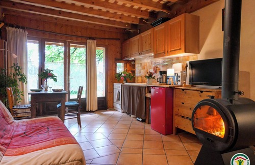 Gap Apartment | Small traditional mountain cottage, sleeps 2/3, sauna, Gap, Hautes-Alpes