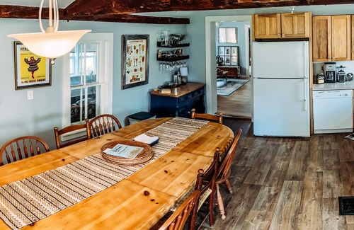 Earlville House | Smalltown home away from home in Earlville, NY