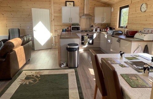 Cardrona Cabin | Smiddyhill Lodge, Innerleithen self catering holiday let