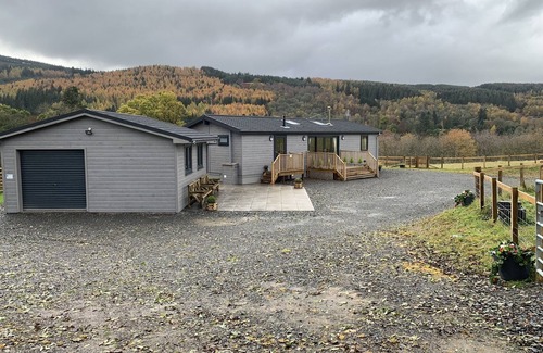 Cardrona Cabin | Smiddyhill Lodge, Innerleithen self catering holiday let