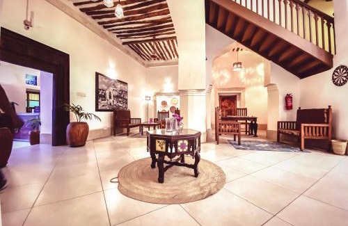 Stone Town Bed & Breakfast | Smiles Stone Town Hotel