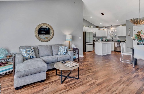 Wirtz Cottage | Smith Mountain Lake Cottage