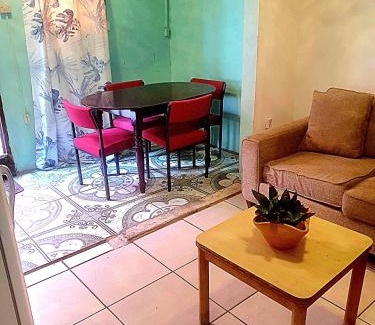 Georgetown House | SMITH'S BNB ROOMS