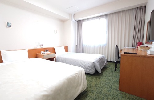 Higashi Ward Hotel | Smoking twin roomFree parkingSpacious 27 square metersBreakfast included/Okayama Okayama