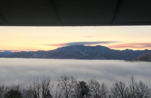 Chalet Village Condo | Smoky Top Summit