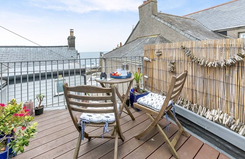 Porthleven House | Smuggler's Cottage - One Bedroom House, Sleeps 2