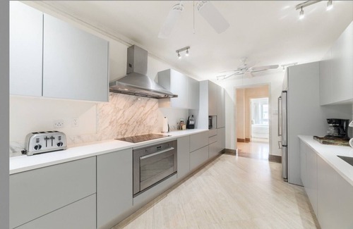 Old Trees Bay Apartment | Smugglers Cove 6 by Fantasia Villas