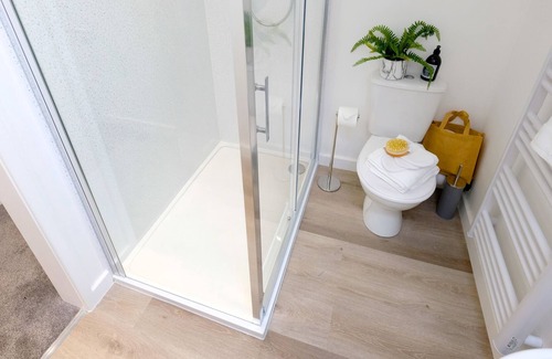 Padfield Apartment | SNAKE PASS, family friendly, character holiday cottage in Glossop