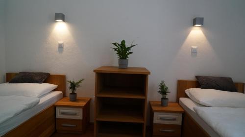 Kozarisce Apartment | Snežnik castle estate